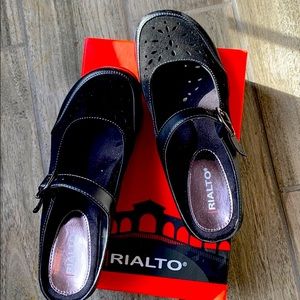Black Clogs
